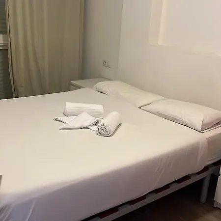 Bonito Cerca Del Puerto *